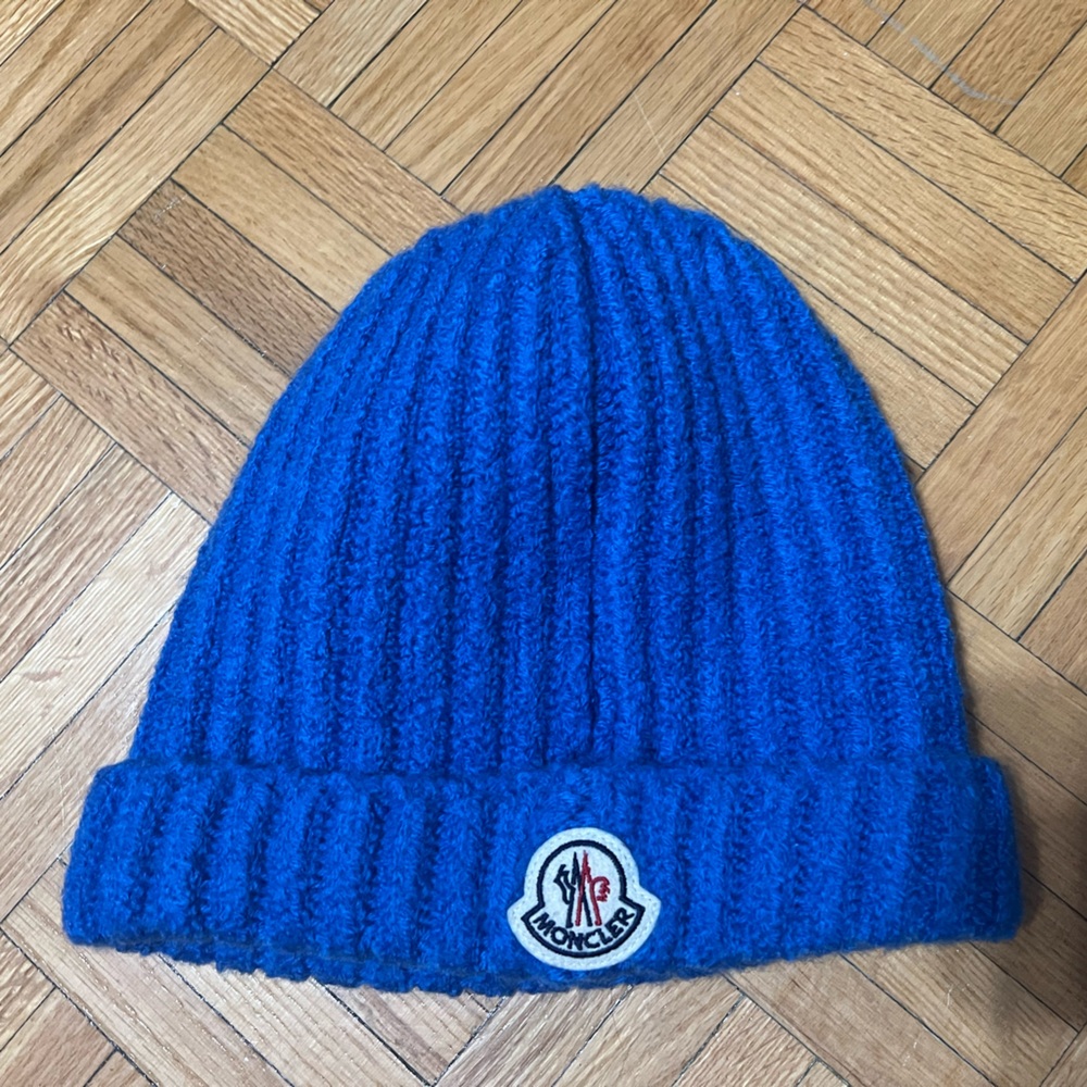 Moncler blue triangle patch beanie